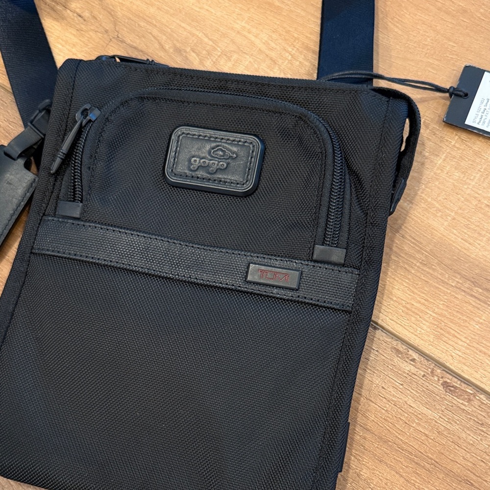 TUMI Alpha Ballistic Travel Men's Pocket Bag Small - Black - Picture 3 of 8